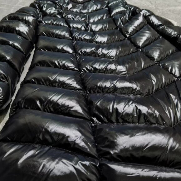 Moncler Puffer Coat with Fur Trim - Picture 8 of 8